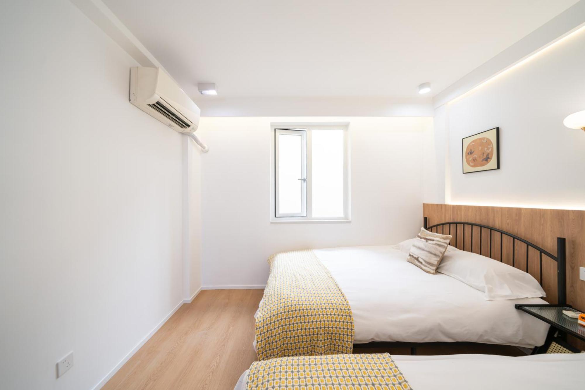 Shanghai Yi Du B&B - 150M Walk From Exit 5 Of Jiashan Road Metro Station Zewnętrze zdjęcie